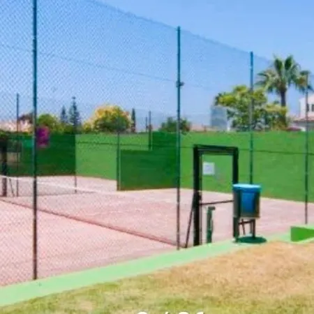 Encantador Junto Paseo Maritimo Y Puerto Banus Marbella